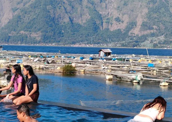 Batur Water Park 3*